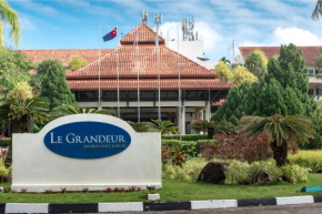  Le Grandeur Palm Resort Johor  Кулаи